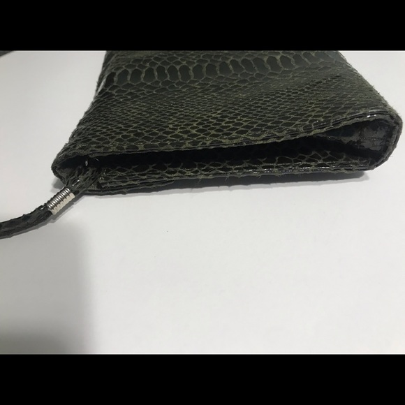 Snakeskin Clutch Green - Picture 7 of 7